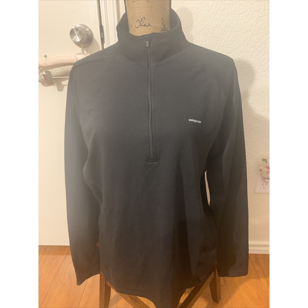 Patagonia Mens M Black Performance Shirt 1/2 Zip Pullover large black long sleev